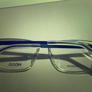 Eyeglasses